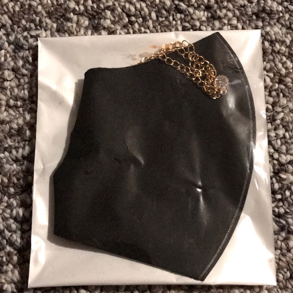Black Silk Rhinestone&Chain Mask.